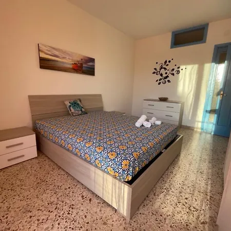 Ponente Apartment *